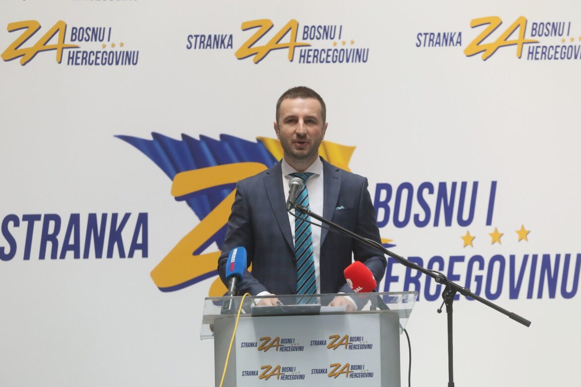 Efendić: Pale su maske međunarodne zajednice i njihovih marioneta