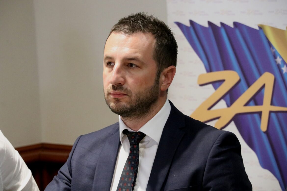 Efendić : Kako Vlada FBiH ima stotine miliona KM za različite programe, a nema pola miliona ili milion KM za Zrak?