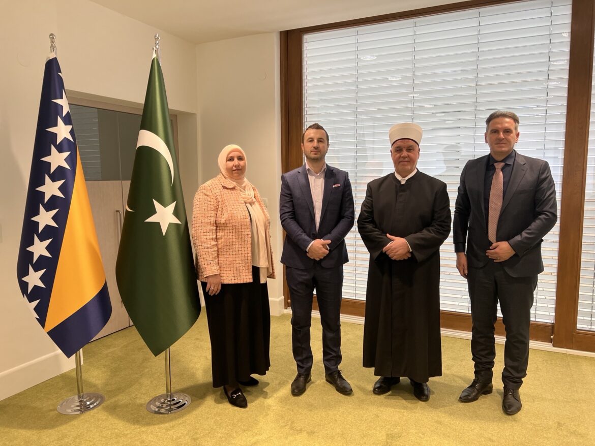 Delegacija Stranke za Bosnu i Hercegovinu posjetila reisu-l-ulemu Islamske zajednice u BiH dr. Huseina ef. Kavazovića