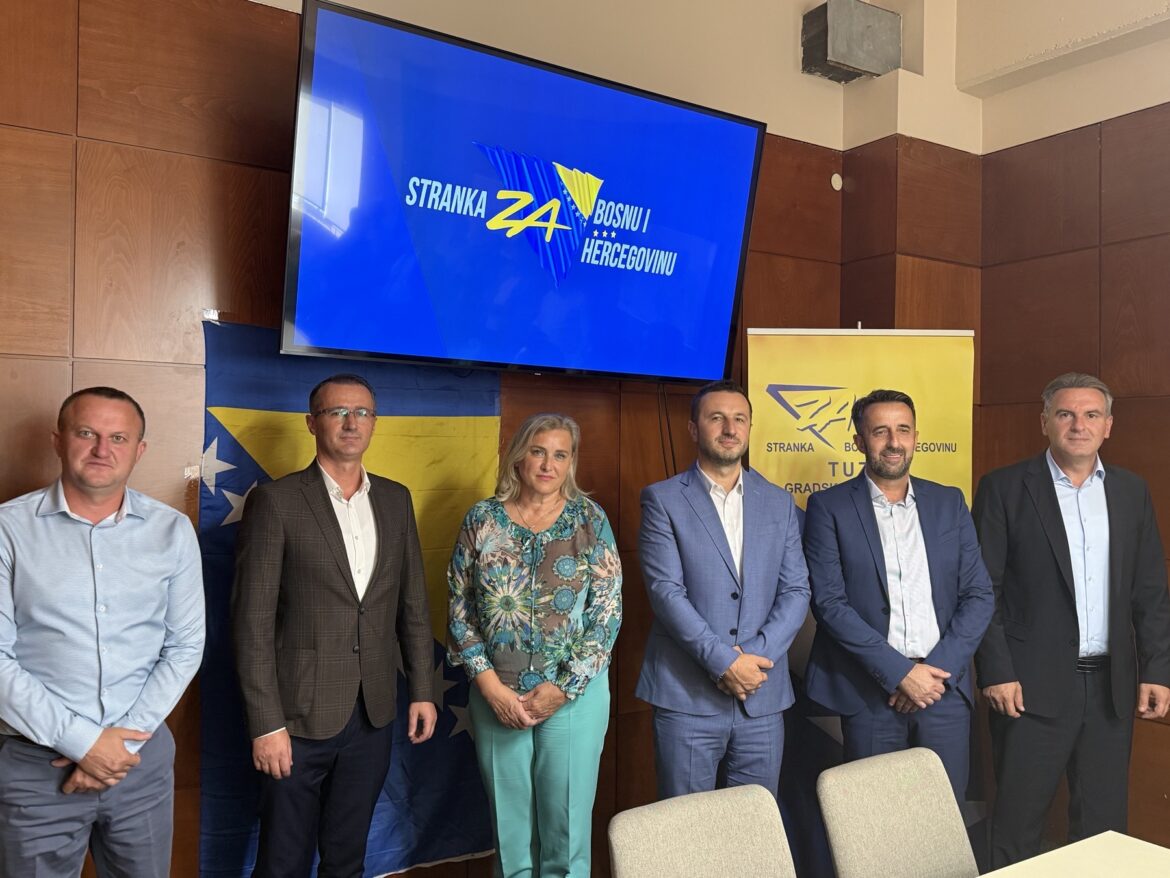 IMG_8769 Stranka za Bosnu i Hercegovinu jača svoje redove u Tuzlanskom kantonu