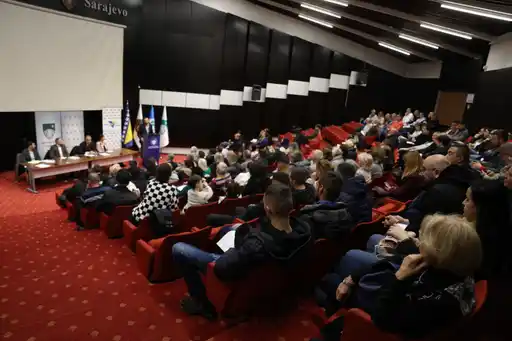 IMG-0c8bdb4a15b76af64a7bec5edebac22a-V