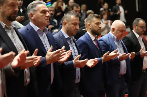 IMG-3712434ea17a20047ec218c805f35102-V