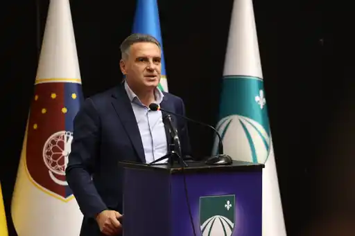 IMG-40f09e7e964301ff8799e6c77419aa45-V