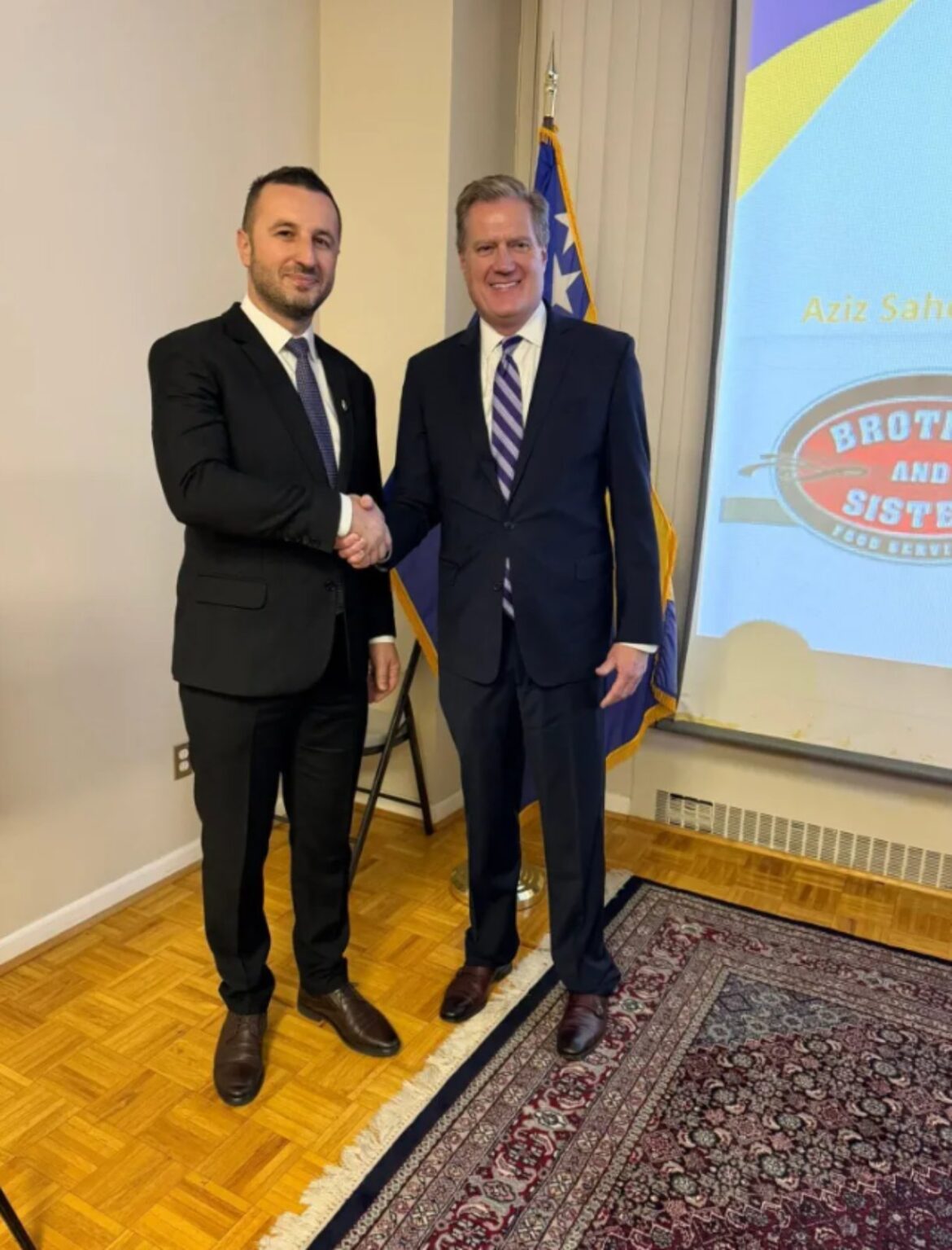 IMG-7ba836dc1700e45d0d352d71a02c30d5-V