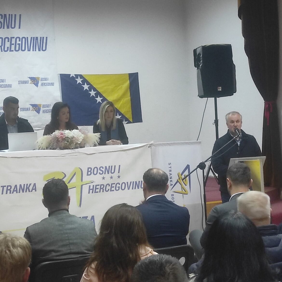 IMG-8083c7c3942795af9233bba8314017f5-V