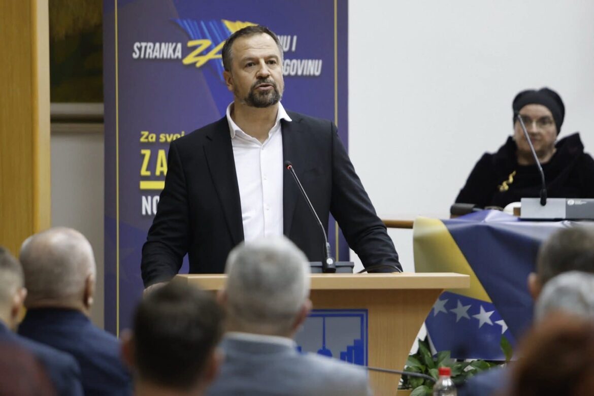 IMG-9e6f2919f1df887d21677a1e97c0ae97-V