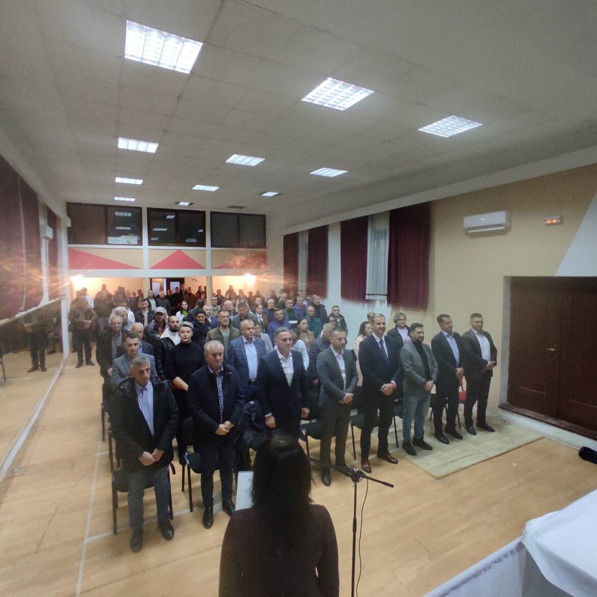 IMG-b291046cc977d7e7c5e117b10fe1e93d-V