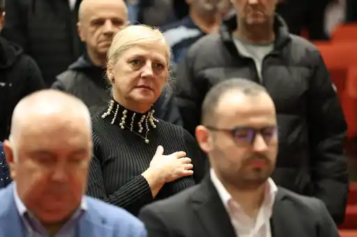 IMG-c89d9f58d7e42f04165f88217db5efbe-V