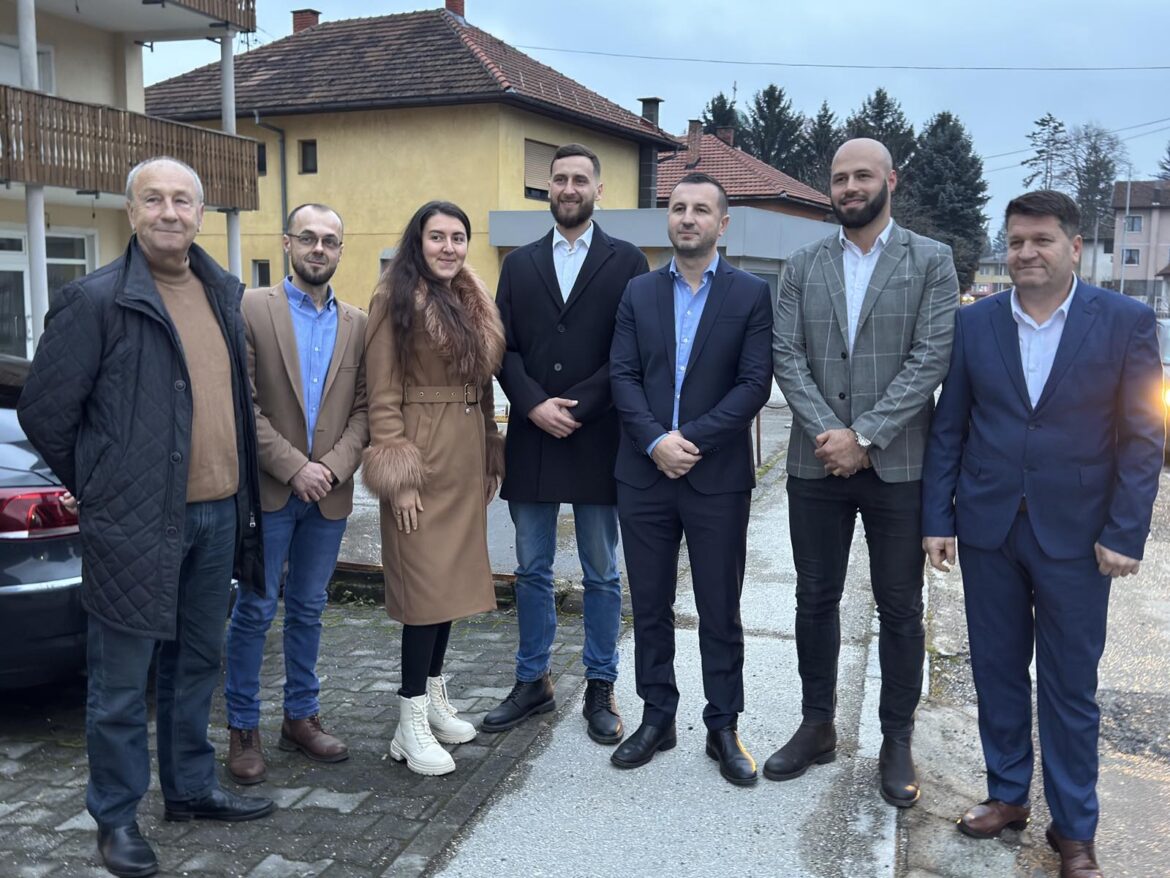 IMG-0d7a943ac3e59cfcfa88202e0d928e66-V