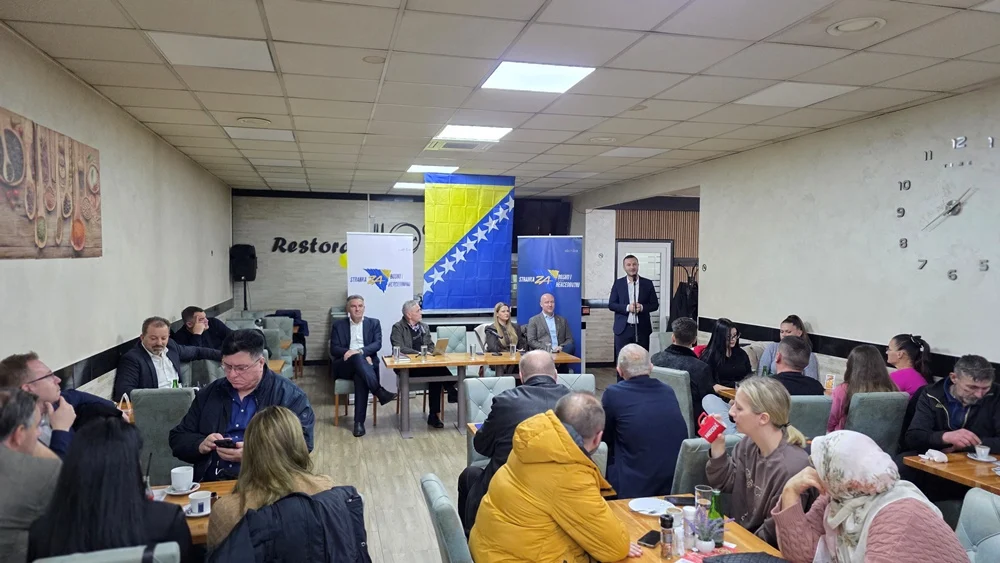 IMG-6de7103b0a12cb7d37783b2356cca3df-V